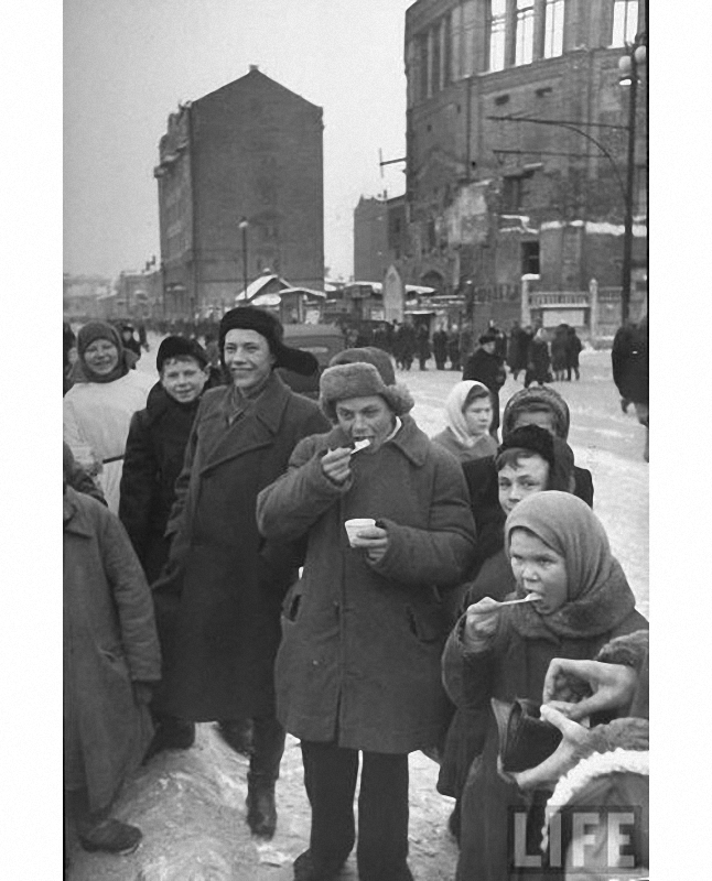 Фотография: Почему советское мороженое считалось лучшим в мире №12 - BigPicture.ru