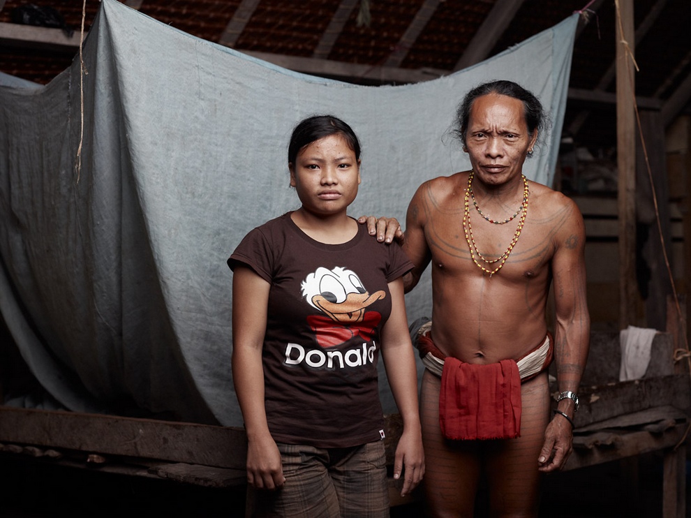 Фотография: Портреты коренных жителей архипелага Ментаваи №18 - BigPicture.ru