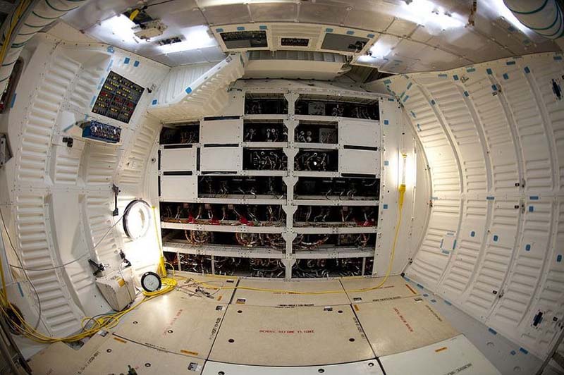 Фотография: В кабине пилота космического челнока №11 - BigPicture.ru