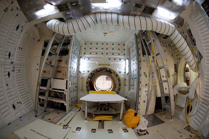 Фотография: В кабине пилота космического челнока №12 - BigPicture.ru