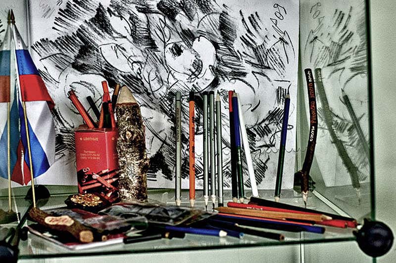 Фотография: Как делают карандаши на ф-ке им. Красина: от глины до бумаги №43 - BigPicture.ru