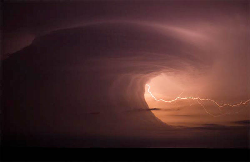 Фотография: 12 самых необычных фотографий, связанных с погодой №11 - BigPicture.ru