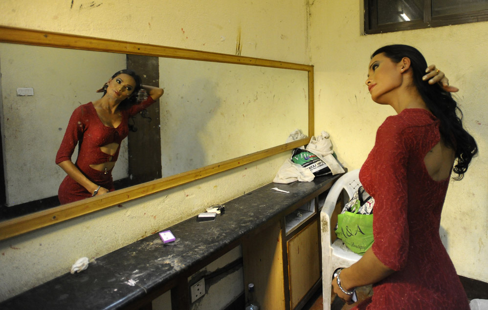 Фотография: Непальцы выбрали самого красивого трансексуала 2012 года №14 - BigPicture.ru