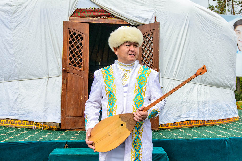 Фотография: Мясные ряды на ярмарке в Алматы №27 - BigPicture.ru