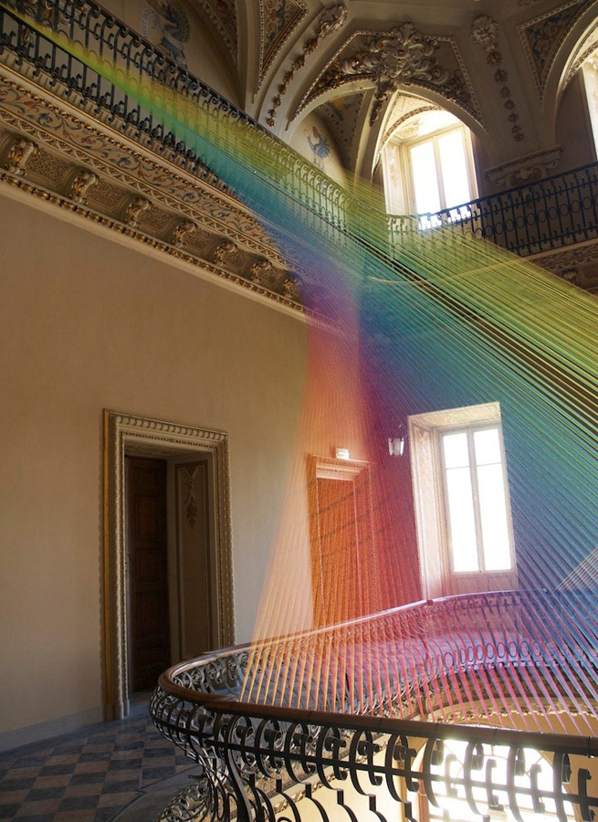 Фотография: Завораживающая радуга в старинном особняке №7 - BigPicture.ru