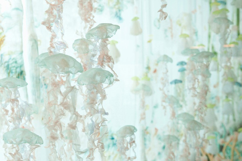 Фотография: Аквариум с медузами в аэропорту №3 - BigPicture.ru