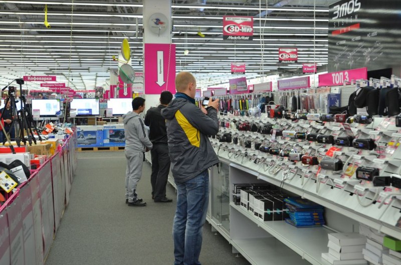 Фотография: Тотальная распродажа фотоаппаратов в Media Markt №8 - BigPicture.ru