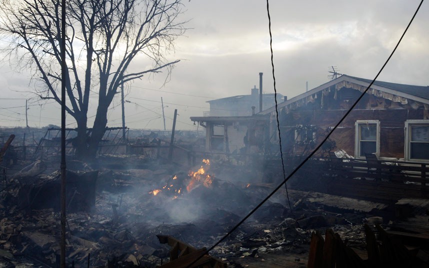 Фотография: Пожар после урагана Сэнди №11 - BigPicture.ru