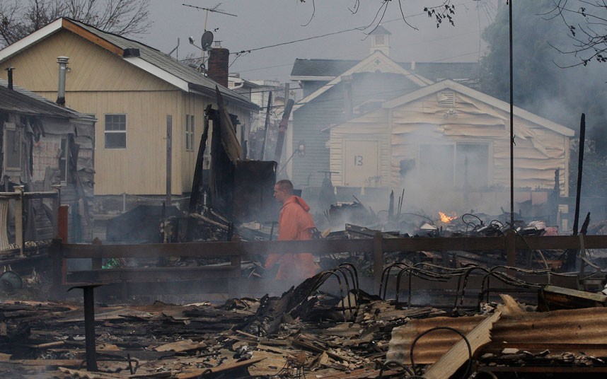 Фотография: Пожар после урагана Сэнди №14 - BigPicture.ru