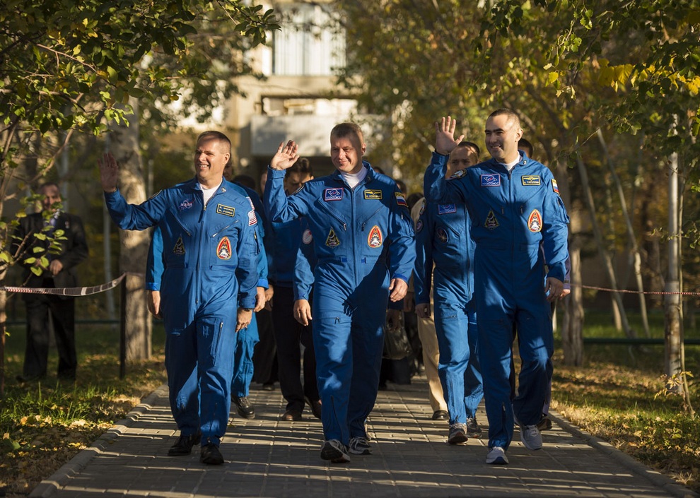 Фотография: Новый экипаж отправился на МКС №13 - BigPicture.ru