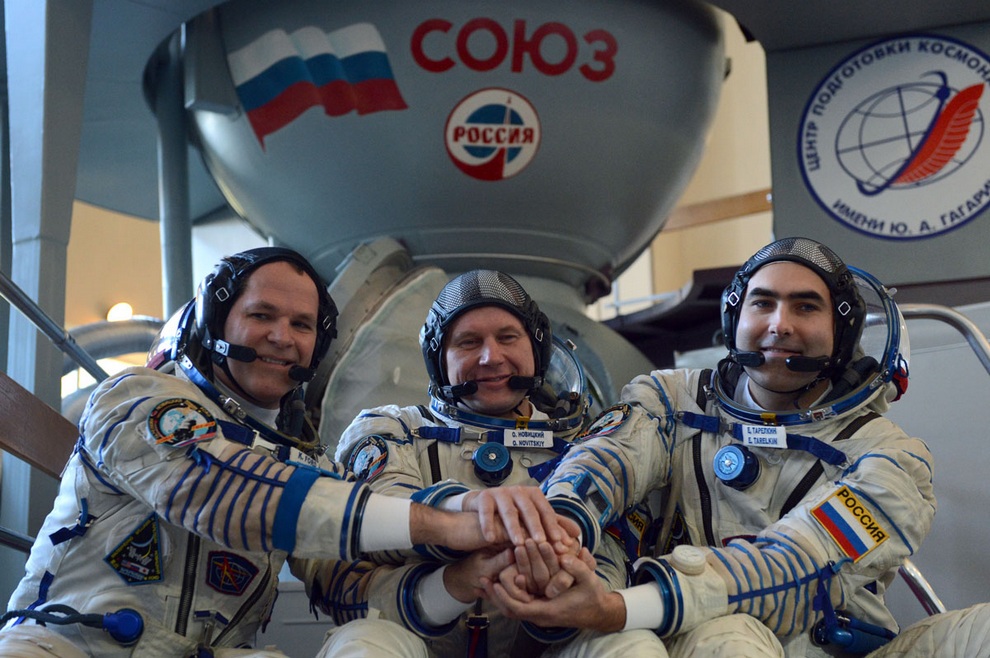 Фотография: Новый экипаж отправился на МКС №18 - BigPicture.ru