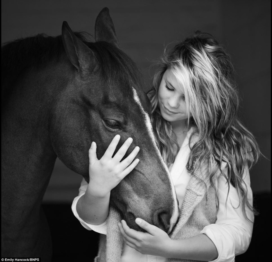Фотография: Девушка и лошадь №12 - BigPicture.ru