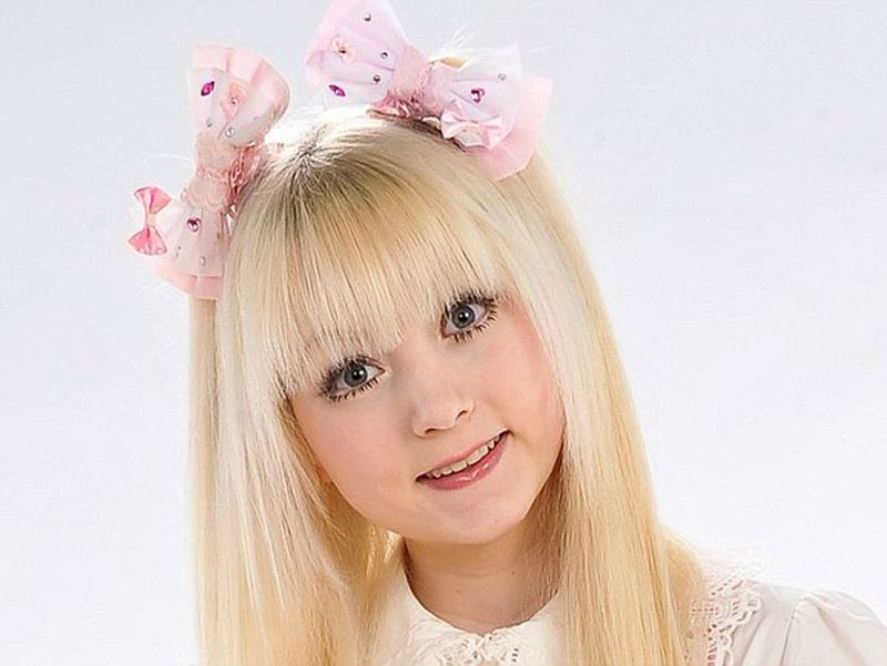 Фотография: 15-летняя девочка из Англии стала новой куклой Барби №5 - BigPicture.ru
