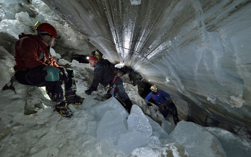 Фотография: Ледяные пещеры ледника Горнер №11 - BigPicture.ru