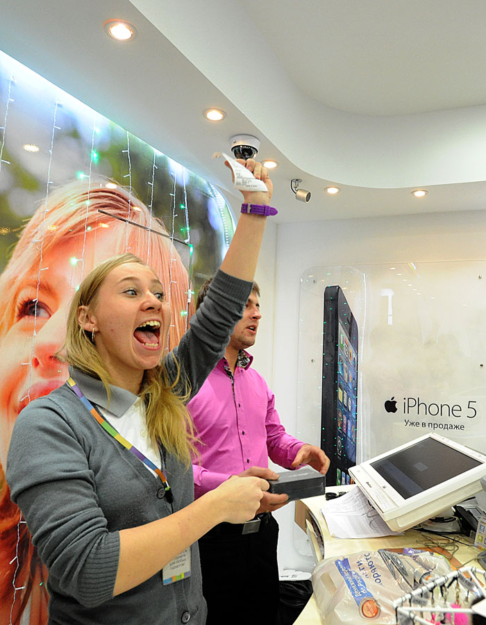 Фотография: Старт продаж iPhone 5 в России №14 - BigPicture.ru