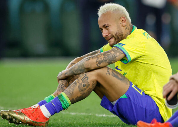 Мужчины плачут. Самые эмоциональные фото чемпионата мира по футболу