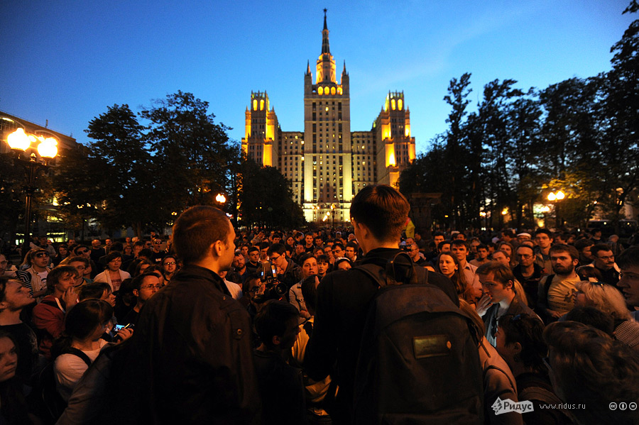 Фотография: Год со дня первого митинга №33 - BigPicture.ru