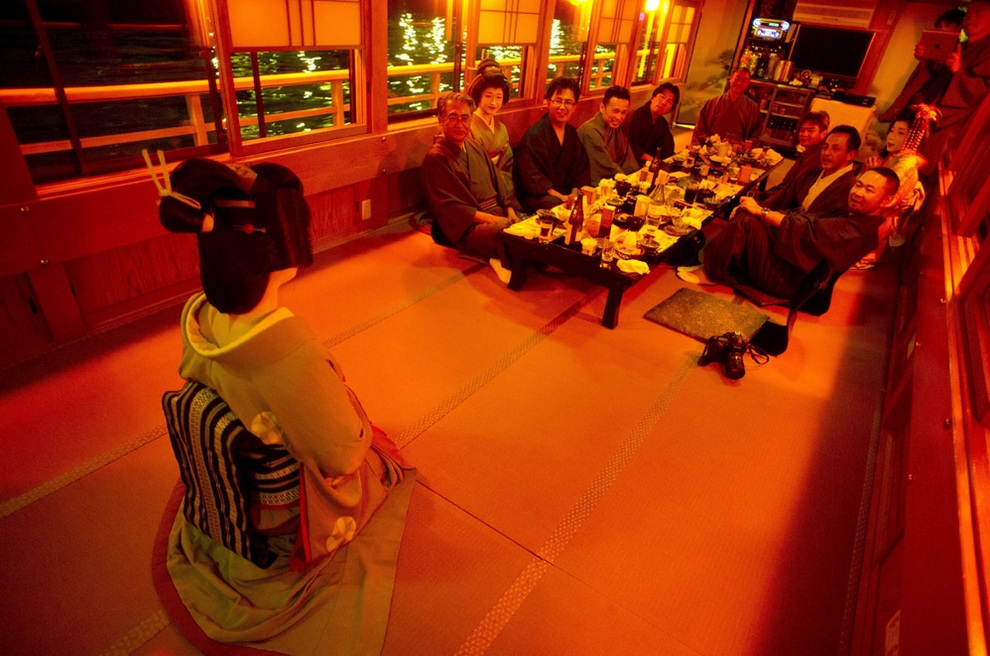 Фотография: Эйтаро — единственный в Японии мужчина-гейша №10 - BigPicture.ru