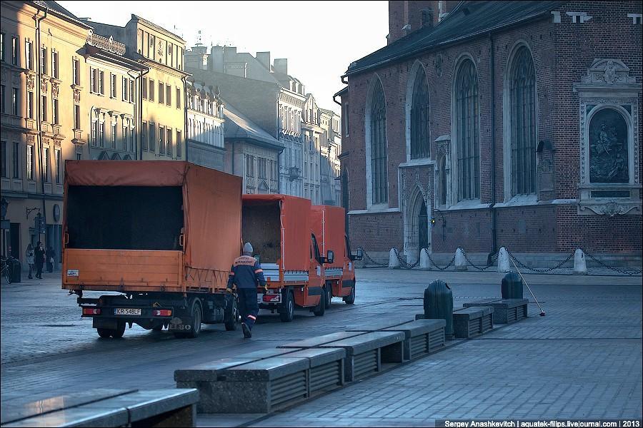 Фотография: Как убирают мусор в Кракове №11 - BigPicture.ru
