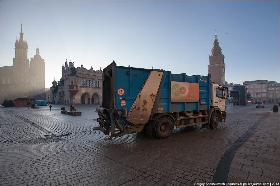 Фотография: Как убирают мусор в Кракове №17 - BigPicture.ru