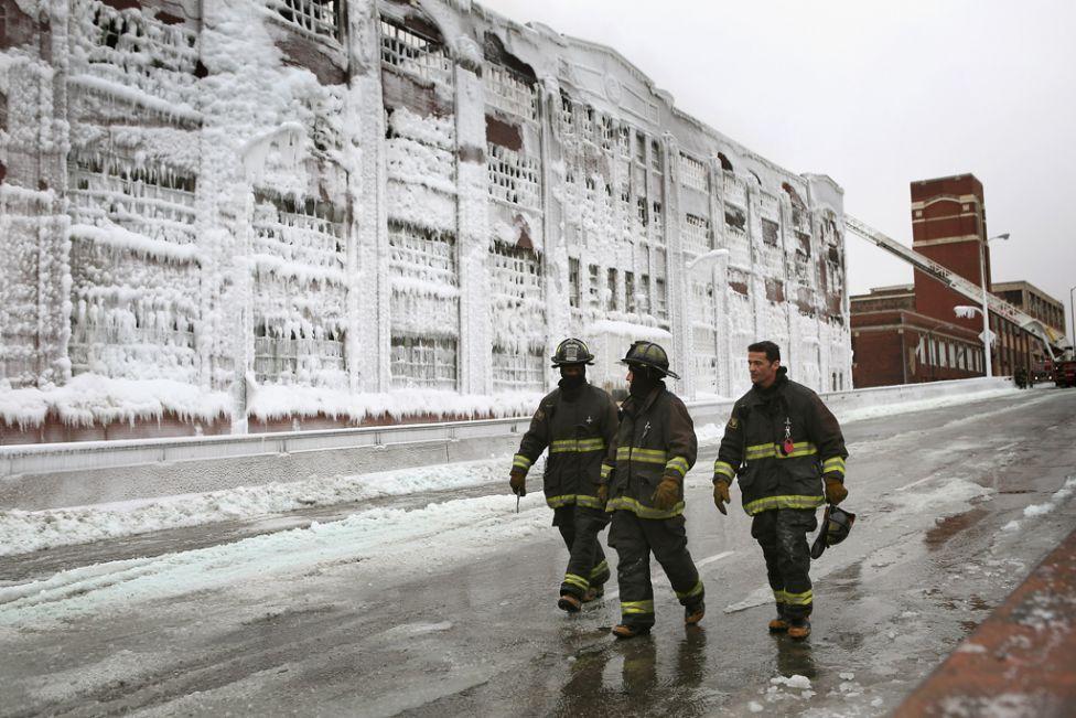 Фотография: Чикагское ледяное пожарище №5 - BigPicture.ru