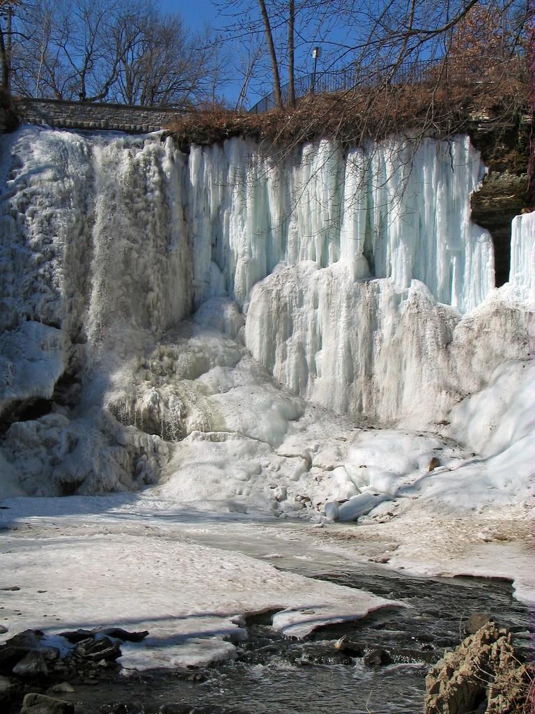 Фотография: Замерзший водопад Миннехаха №3 - BigPicture.ru