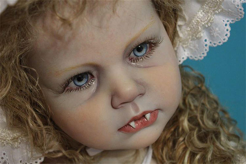 Фотография: Кровососы и спиногрызы: недетские куклы от Бин Шанин №17 - BigPicture.ru