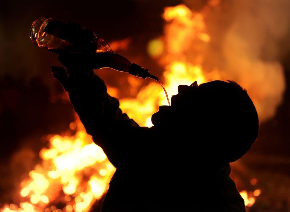 Фотография: Огненный фестиваль Las Luminarias №5 - BigPicture.ru