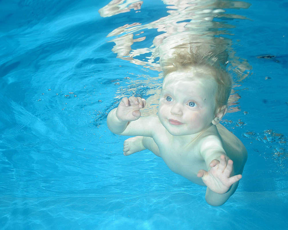 Фотография: Плавающие под водой младенцы №11 - BigPicture.ru