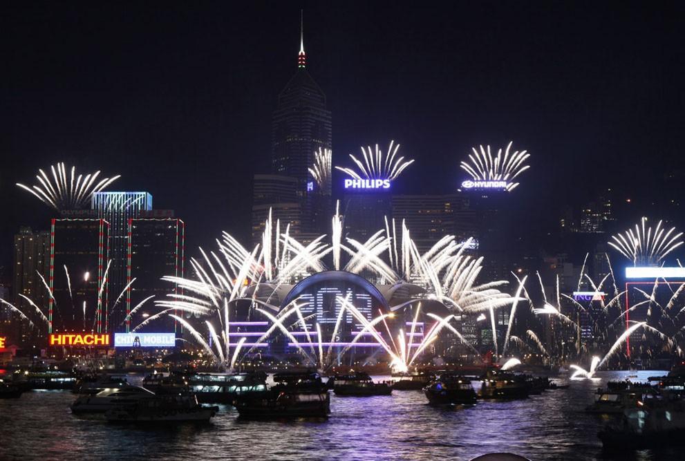 Фотография: Празднование Нового 2013 года по всему миру №18 - BigPicture.ru
