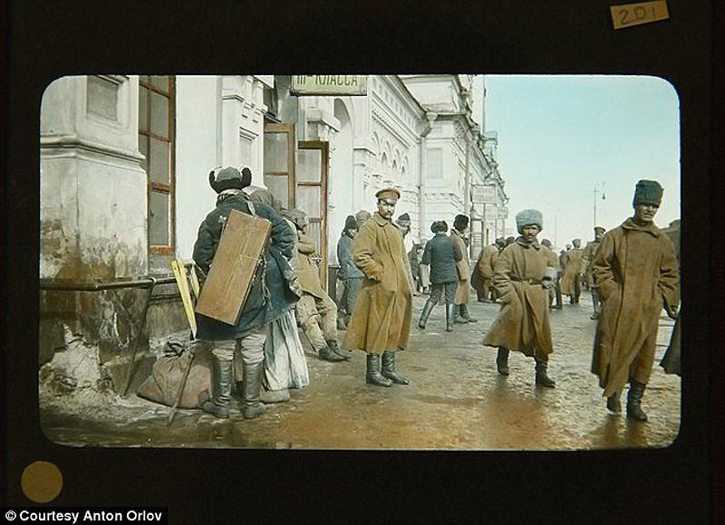 Фотография: Русская революция в цвете: фотографии 1917 года увидели свет в XXI веке №3 - BigPicture.ru