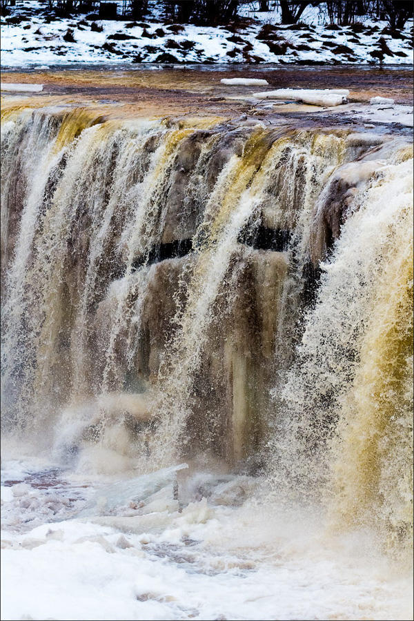 Фотография: Водопад из пива №4 - BigPicture.ru