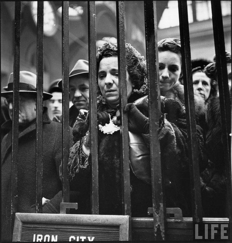 Прощание американки. Пенсильванский вокзал. 1943