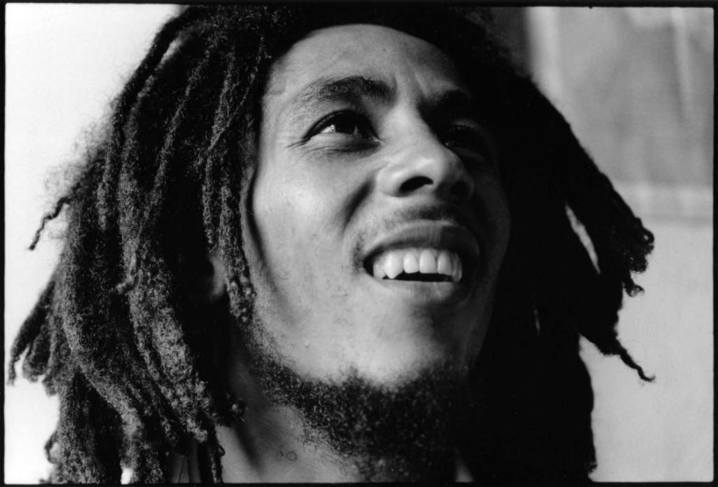 Фотография: Мятежная душа: портреты Боба Марли на Ямайке и за ее пределами №11 - BigPicture.ru
