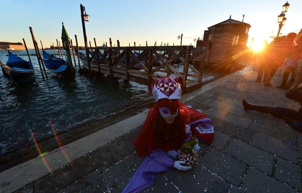 Фотография: Костюмы Венецианского карнавала 2013 №15 - BigPicture.ru