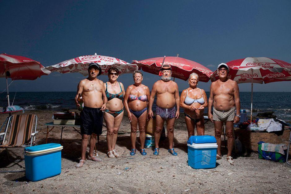 Фотография: Лусия Херреро: Семья на пляже №2 - BigPicture.ru