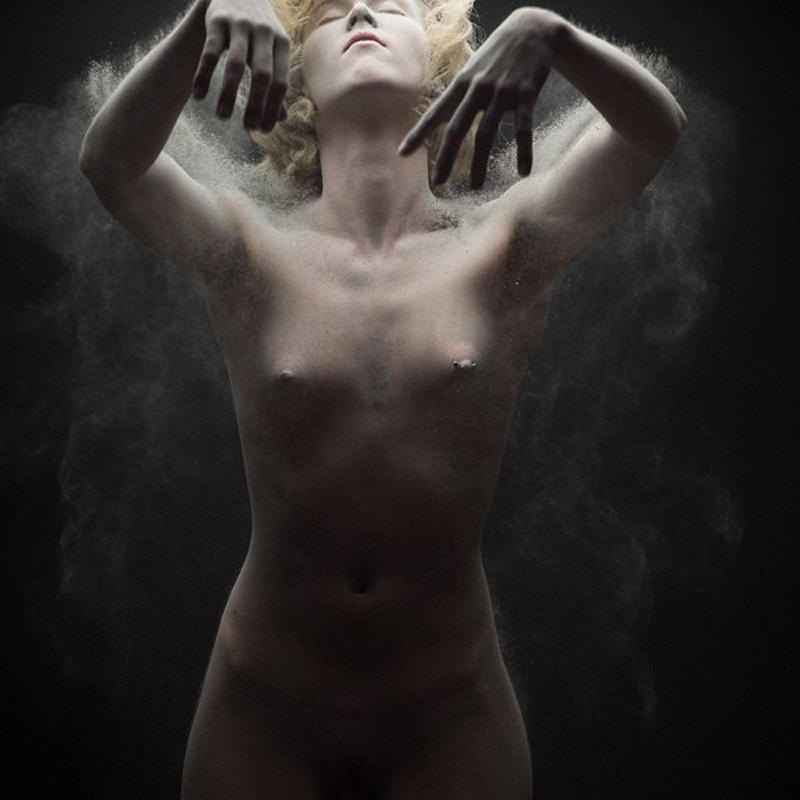 Фотография: Прах — нетривиальная эротика от Оливье Вальсекки №13 - BigPicture.ru