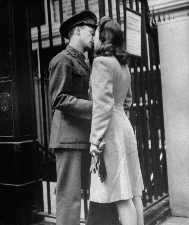 Фотография: Прощание американки. Пенсильванский вокзал. 1943 №25 - BigPicture.ru
