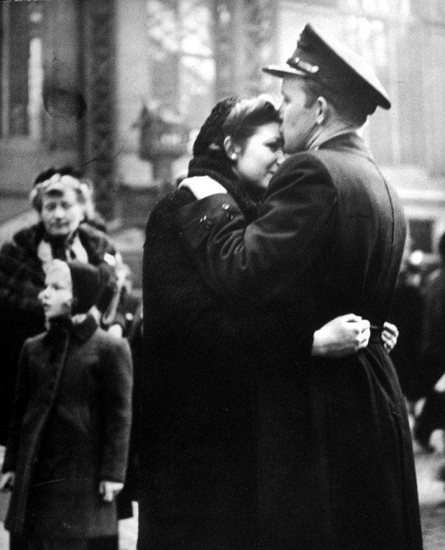 Фотография: Прощание американки. Пенсильванский вокзал. 1943 №27 - BigPicture.ru