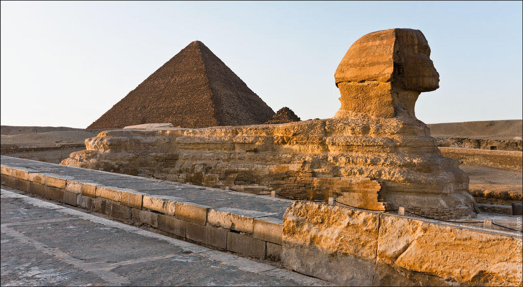 Фотография: Московские руферы забрались на египетские пирамиды №10 - BigPicture.ru