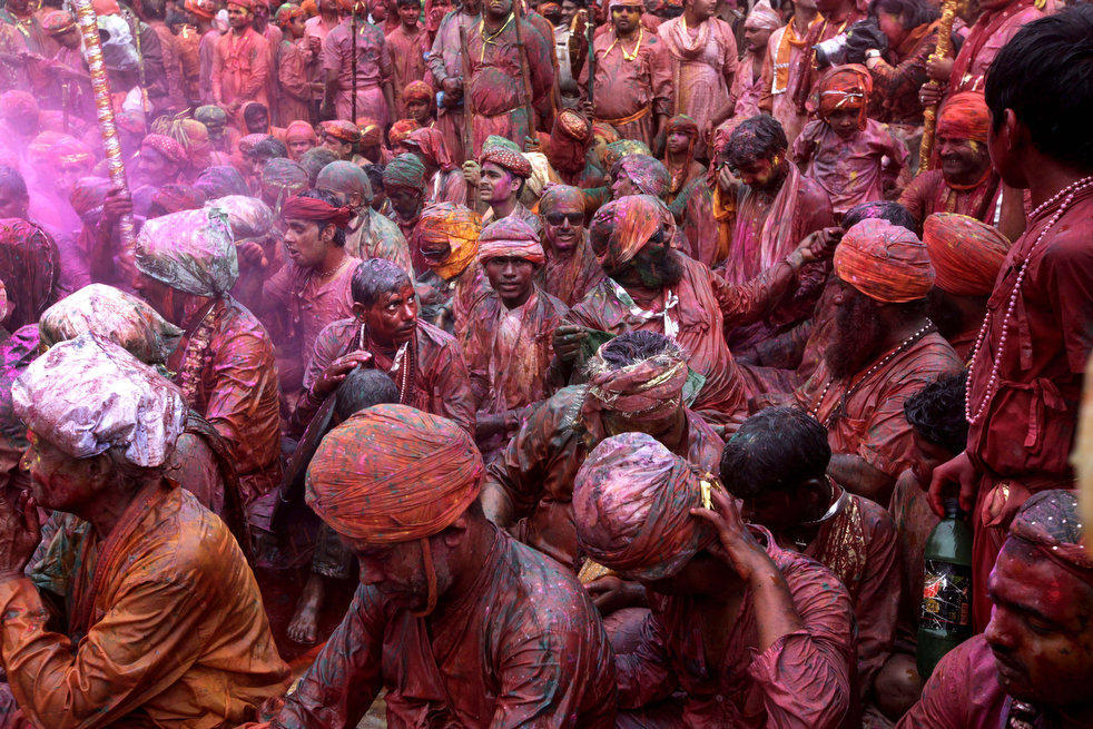 Фотография: Празднование фестиваля Холи в Индии №17 - BigPicture.ru