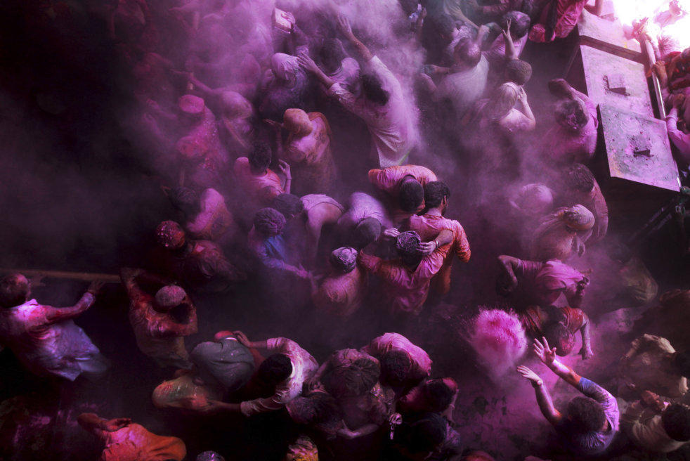 Фотография: Празднование фестиваля Холи в Индии №21 - BigPicture.ru