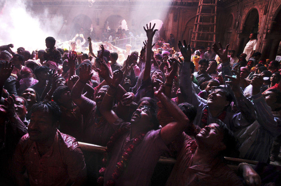 Фотография: Празднование фестиваля Холи в Индии №23 - BigPicture.ru