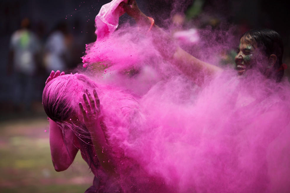 Фотография: Празднование фестиваля Холи в Индии №25 - BigPicture.ru