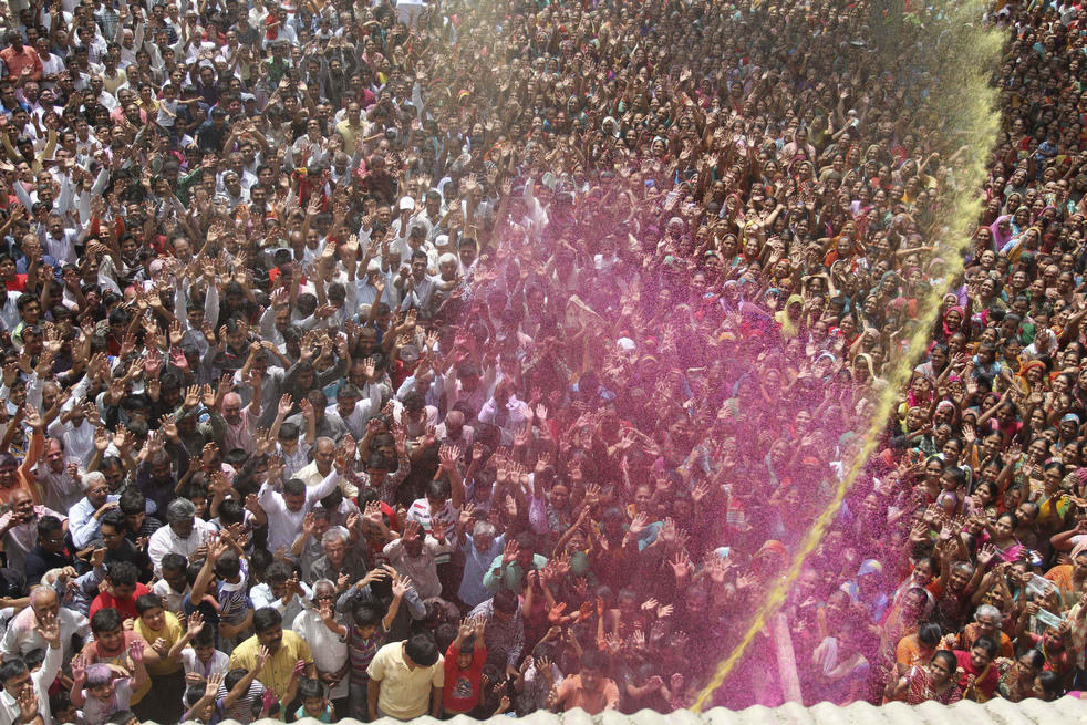 Фотография: Празднование фестиваля Холи в Индии №27 - BigPicture.ru