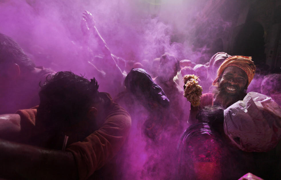 Фотография: Празднование фестиваля Холи в Индии №33 - BigPicture.ru
