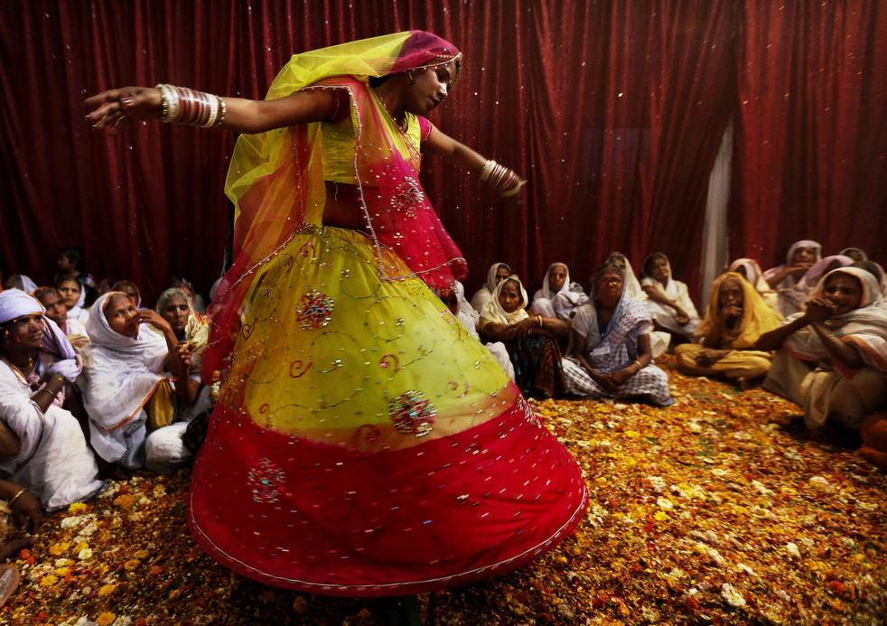 Фотография: Празднование фестиваля Холи в Индии №46 - BigPicture.ru