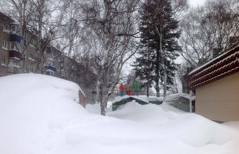 Фотография: Последствия сильнейшего снегопада на Сахалине №15 - BigPicture.ru