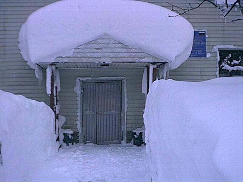 Фотография: Последствия сильнейшего снегопада на Сахалине №18 - BigPicture.ru