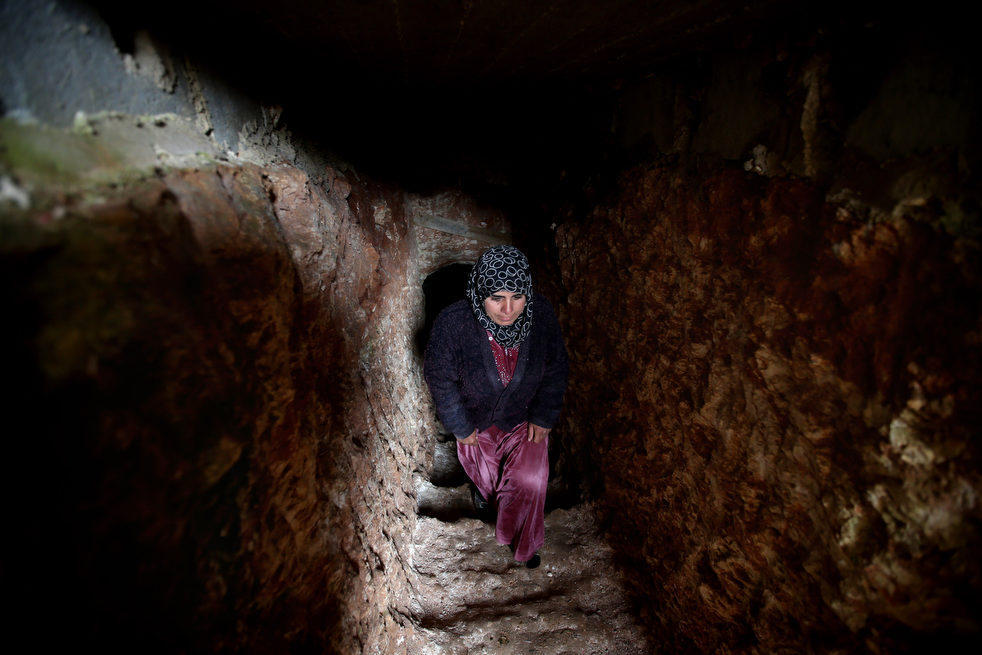 Фотография: Сирийцы нашли убежище в римских гробницах №4 - BigPicture.ru